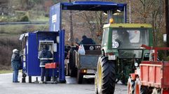 Inspecci�n de veh�culos agr�colas en un municipio de la zona, en una imagen de archivo