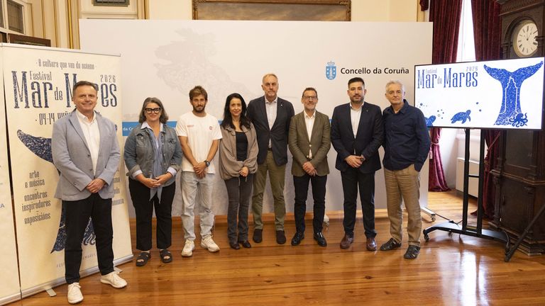 Presentaci�n en Mar�a Pita del festival Mar de Mares
