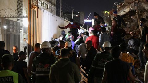 Im�genes tras el doble terremoto de magnitudes 7,2 y 7,5 producidos en Venezuela 