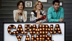 Maria Le�n, Carmina Barrios y Paco Le�n, durante la presentaci�n de la pel�cula �Carmina y am�n�