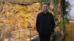 Javier gestiona 14 parroquias en el municipio de Sarria