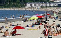 La Polic�a Nacional recomienda no llevar cosas de valor a la playa.