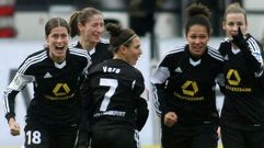 Vero Boquete, con sus compa�eras del FFC Frankfurt