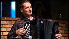 R�gis Huiban: �Tamm Kentan�, pieza del �lbum �Mille boutons�