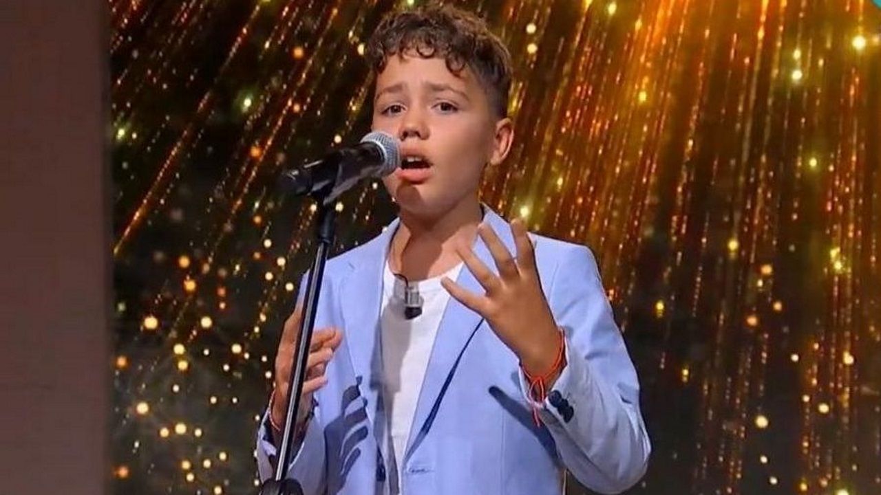 Sebas Singer Sebas Allones, la pequeña gran voz de Camelle