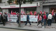 Concentraci�n de los trabajadores del Popular