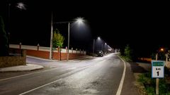 La nueva iluminaci�n, en la avenida de Malpica.