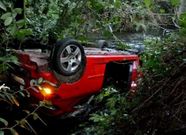 Una gr�a retir� el coche. 