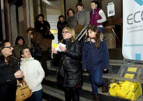 La presidenta Ftima Costoya en una campaa de Ecos.