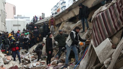 Edificios derrumbados por el terremoto