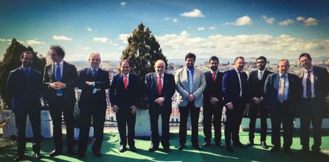 Parte de los socios fundadores de la asociacin patronal Droniberia, el da de la constitucin