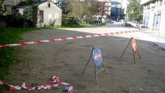 La casa pr�ximo al molino del Toleiro, izquierda, ser� de las primerase en ser derribada