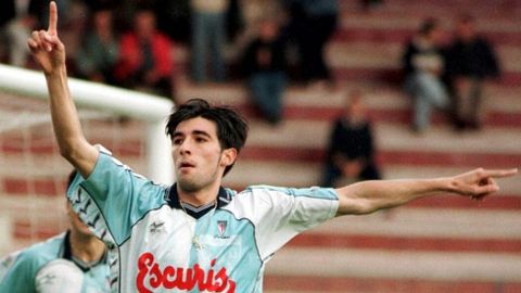 Changui, en la SD Compostela en el a�o 1999