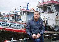 Luis Mart�nez en el �Bolero�, el barco con el que har� la costera del verdel. 