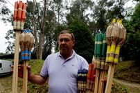 Nicol�s Castro ten a f�brica en Sada. 