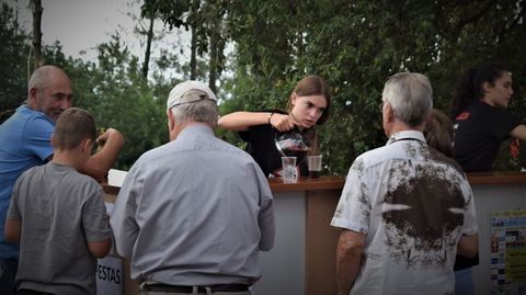 Celebración de la romería de San Benito en Cova do Lobo.
