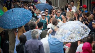 Pontevedra se vuelca con la final masculina de las Series Mundiales de triatl�n