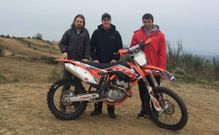 Alberto Campos, Alejandro L�pez y Adri�n Freire, ayer en el Carrio.