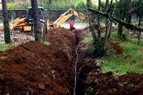 Trabajos de mejora del abastecimiento en Lume de Suso.