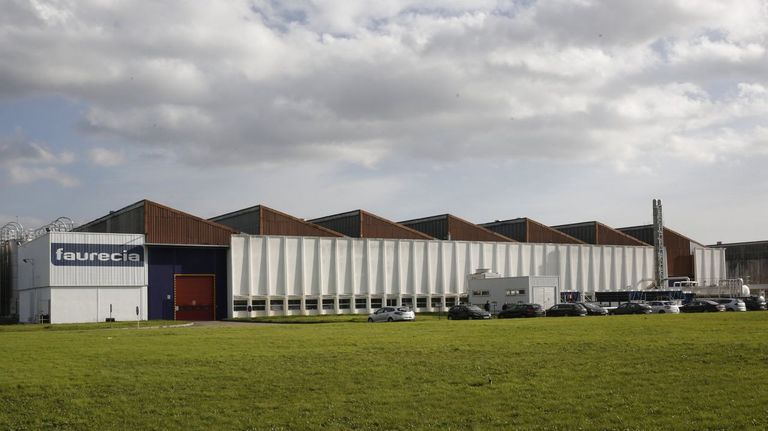 Los trabajadores de la antigua Faurecia se preparan para una semana clave