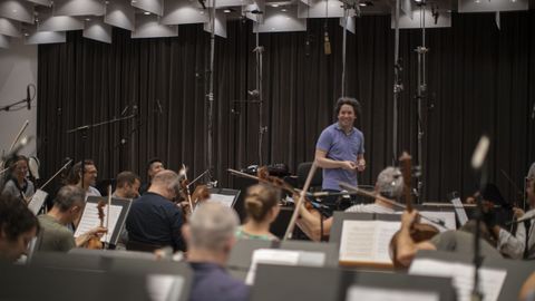 Ensayos con Dudamel y la Mahler Chamber Orchestra; el registro de sonido para �Symphony� se hizo con la �ltima tecnolog�a.