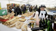 En Covas (Viveiro), la Asociaci�n San Xo�n recupera la Feria de Pascua y ofrece otra Festa do Mexil�n