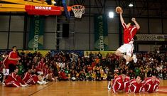 Habilitar el Vilagarc�a Arena con todos los requisitos es una de las condiciones innegociables.