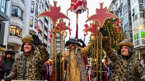 Cabalgata de los Reyes Magos en Oviedo 2025