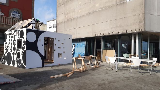 Reproducci�n de la casa de Man, ahora en el museo de Camelle.