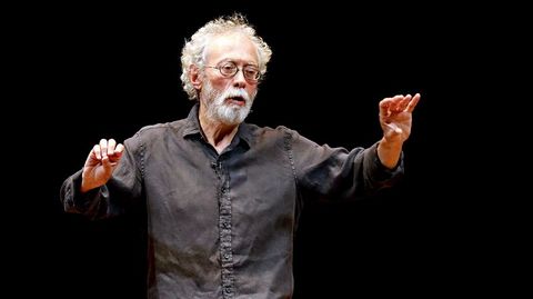 Quico Cadaval abrir esta tardel el ciclo O Mes da Fundacin, en Cee