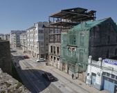 Lugonovo, tras hablar con los t�cnicos, teme que puedan desprenderse elementos de la fachada. 