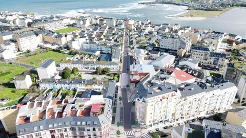 Vista de Foz con la r�a al fondo