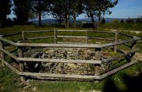 Un antiguo foxo de lobos en Parada de Sil 
