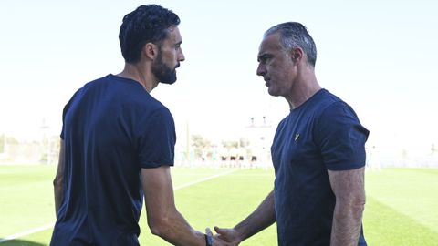 Arbeloa, que dirige ahora al primer equipo, y Pablo L�pez en la primera vuelta.