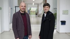 Ernesto L�pez-Valeiras y Alberto Pav�n