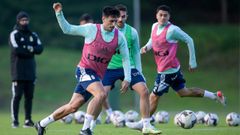 Costas, Lucas y Hugo Rama, durante el entrenamiento del Oviedo