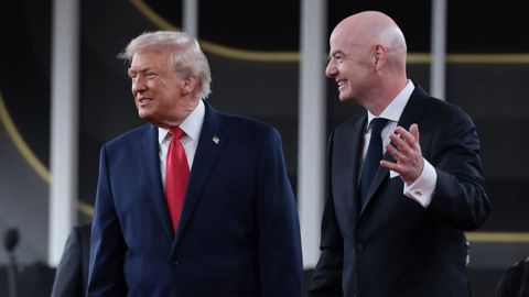 Donald Trump y Gianni Infantino, a su llegada al sorteo del Mundial 2026.