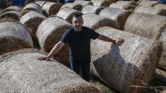 Carlos Ventoso, ganadero de Porto do Son