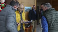 Un momento del encuentro de ayer en Vimianzo