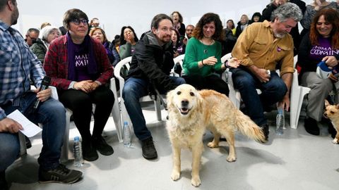 Sofa Castan, junto a Pablo Iglesias, en un acto de campaa en Madrid