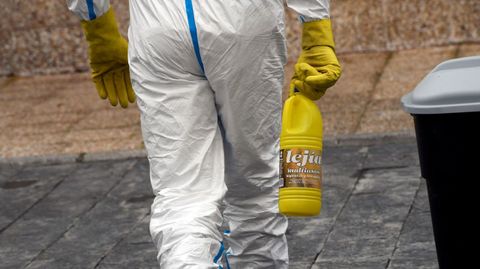 Labores de desinfecci�n en Grado