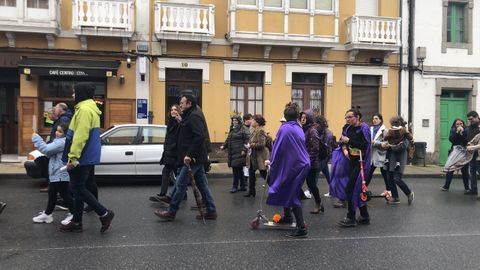 Manifestaci�n por las calles de Guitiriz