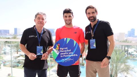 Ravachol aparece en los carteles promocionales que el alcalde Fern�ndez Lores llev� hasta Abu Dabi, donde se celebran las Series Finales de los Mundiales de Triatl�n. 