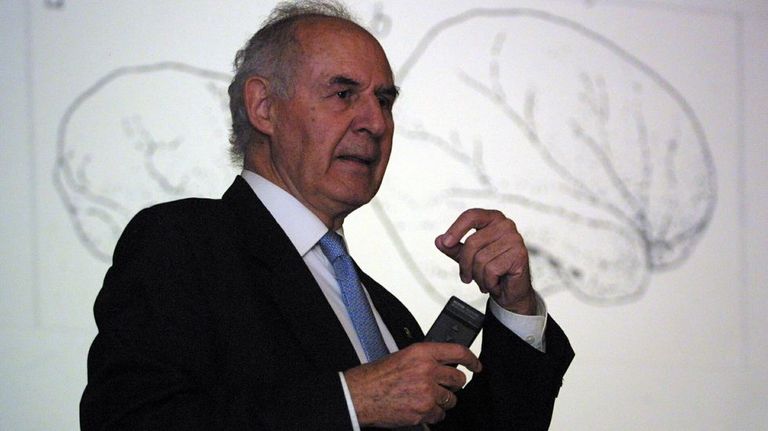 Emiliano Aguirre, en una foto de archivo, durante una conferencia en el campus de Ferrol.