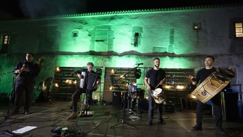 Concierto de Mediarea, en la noche del s�bado en Cai�n