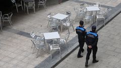 La Polic�a Local sanciona a cinco hosteleros por trabajar sin mascarilla