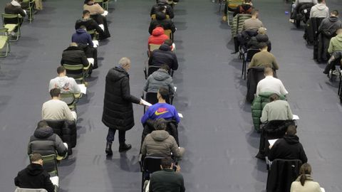 Aspirantes a plazas de la Policía Local en un examen teórico de una convocatoria anterior