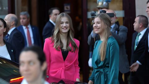 La Princesa de Asturias y la Infanta Sofa llegan al Auditorio Palacio de Congresos  Prncipe Felipe  de Oviedo 