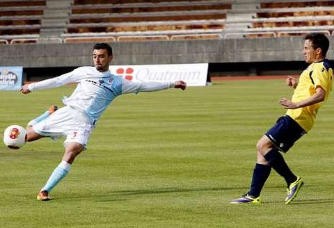 El Compos sum� ante el Burgos su d�cima jornada consecutiva sin conocer la derrota.