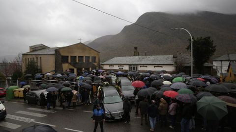 Funeral por el minero Anilson Soares de Brito